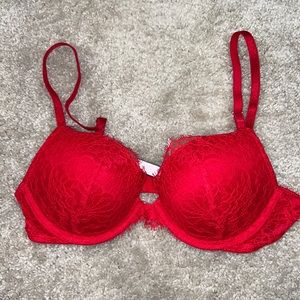 NWOT Victoria’s Secret Dream Angel’s red lace push-up bra.  34B